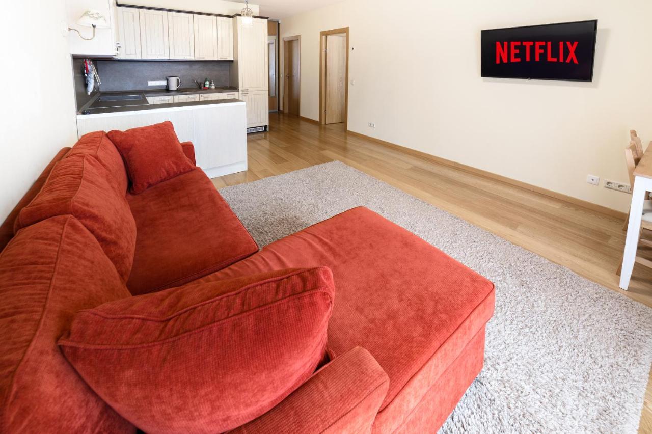 Ona'S Apartment In City Center With Private Parking Κάουνας Εξωτερικό φωτογραφία